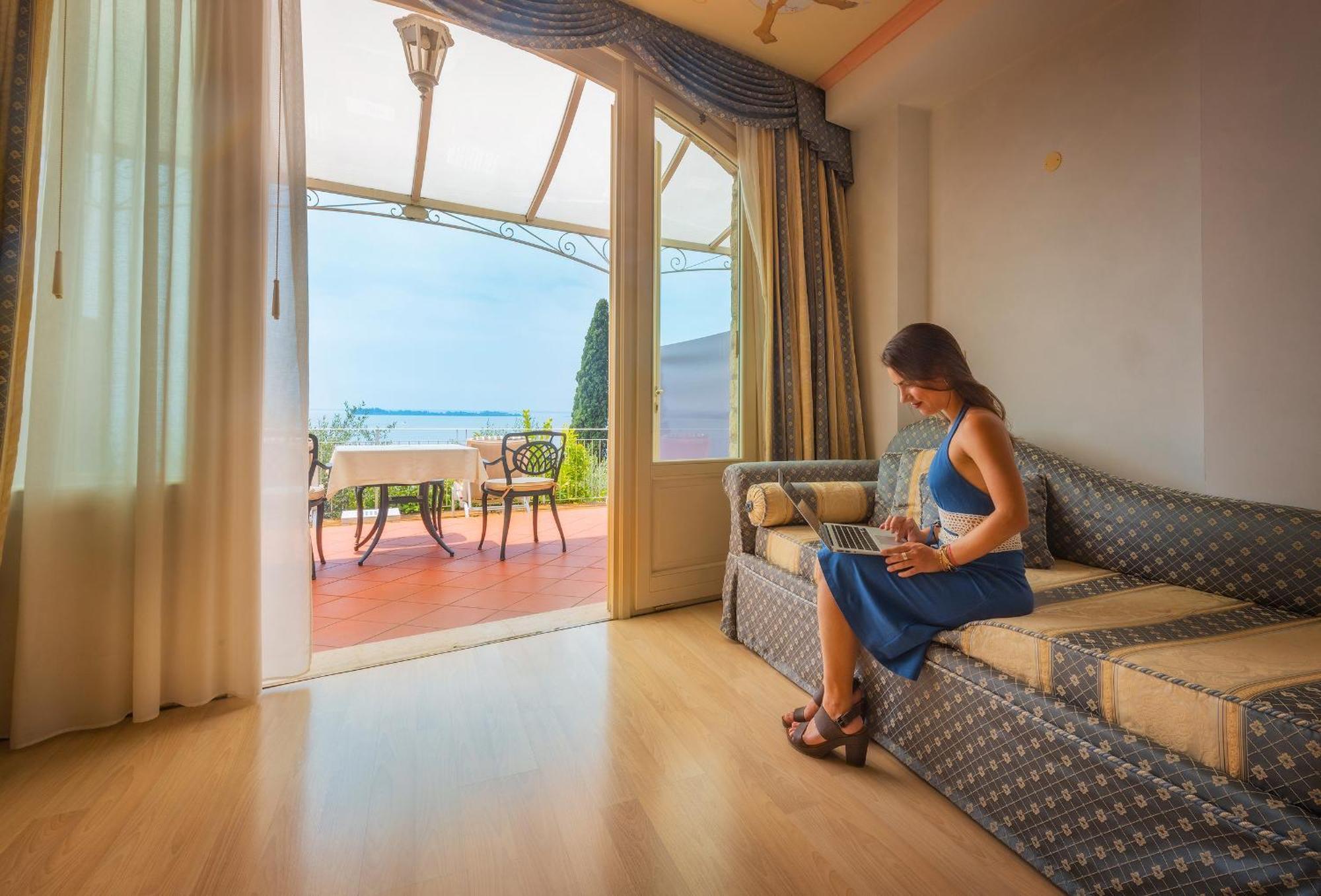 Hotel Villa Florida & Suite Apartments Гардоне Ривьера Экстерьер фото