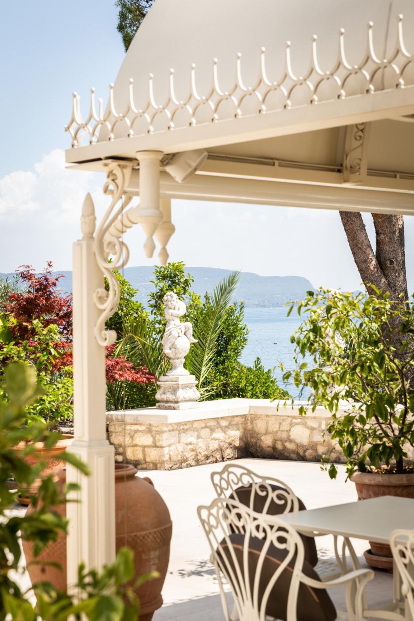 Hotel Villa Florida & Suite Apartments Гардоне Ривьера Экстерьер фото